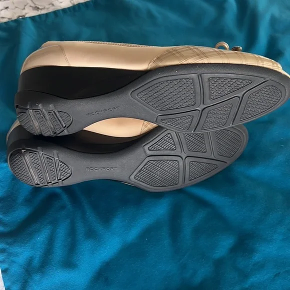 Size 7.5 Rockport open toe mini wedge shoes - Picture 7 of 7